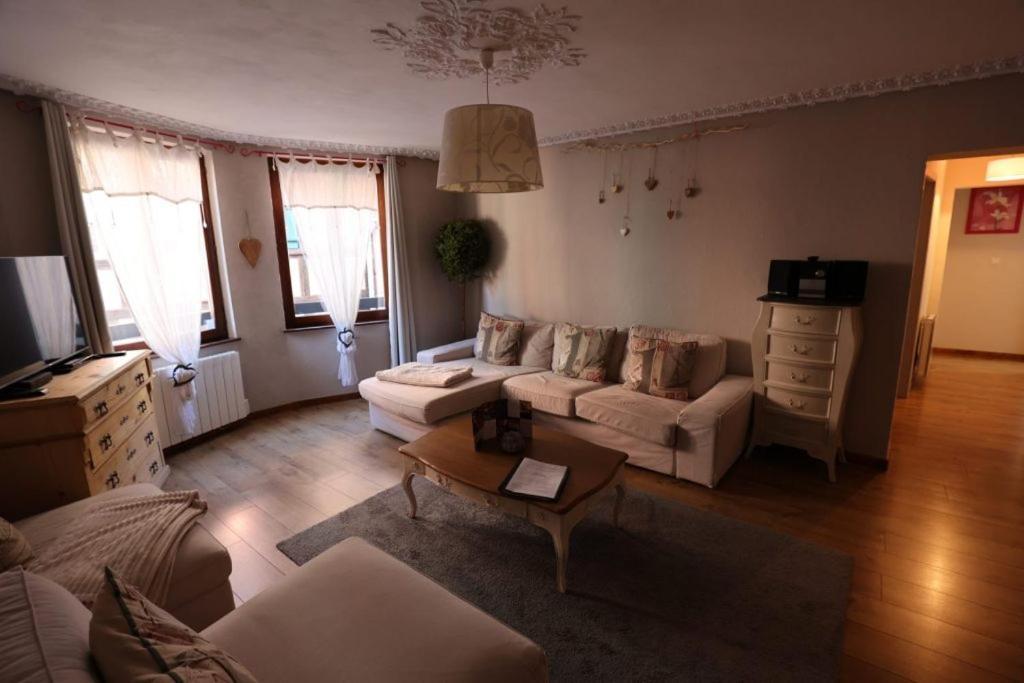 Les Authentics - La Maison D'Amelie Riquewihr Kültér fotó