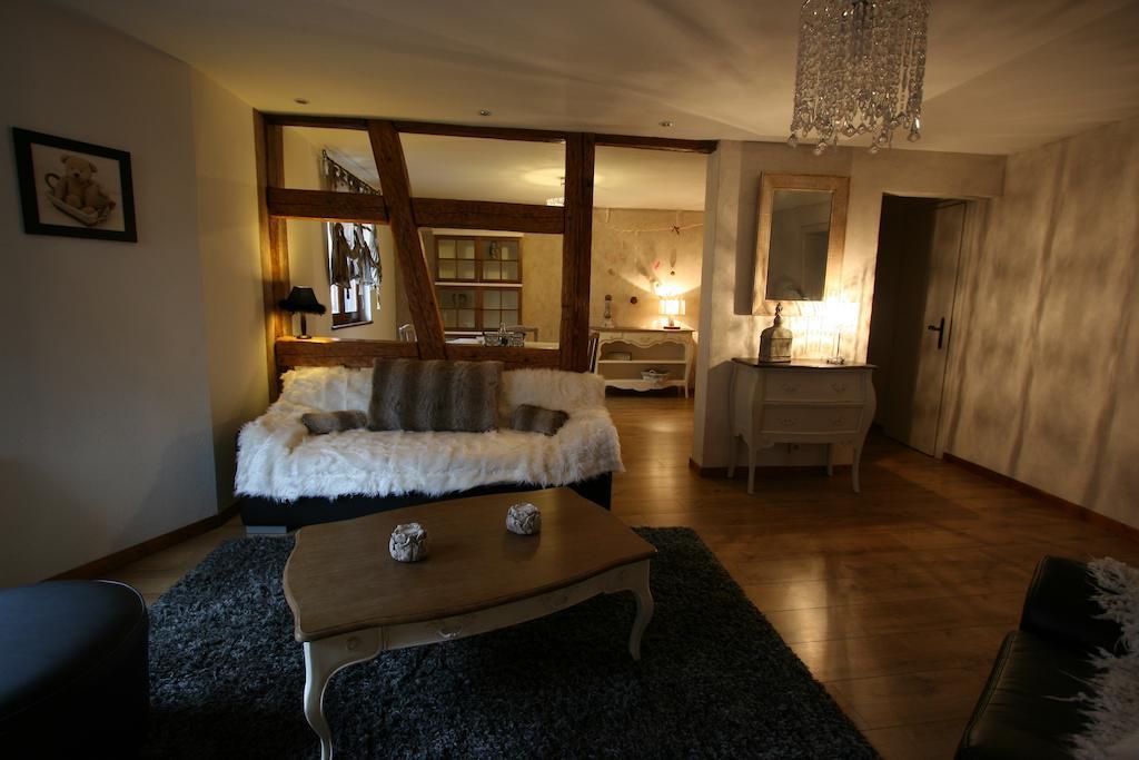 Les Authentics - La Maison D'Amelie Riquewihr Szoba fotó